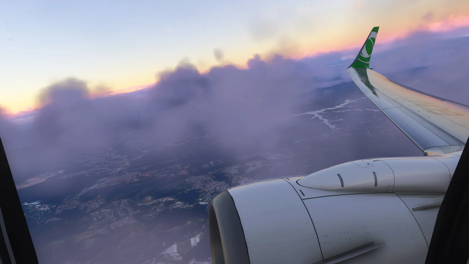 Boeing 737-800 Gol Linhas Aéreas Inteligentes (PR-GUM) — Gallery 5