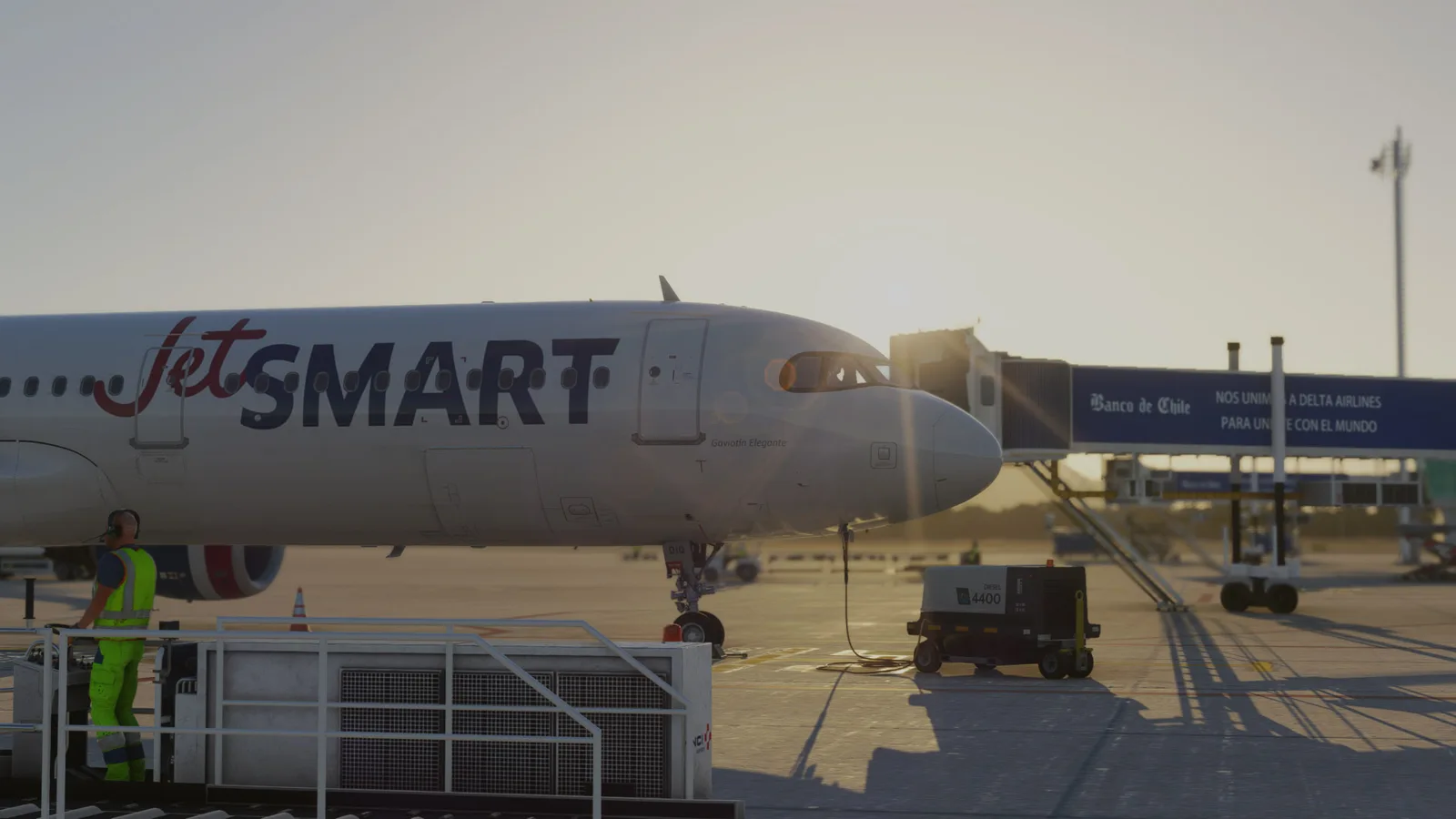 Airbus A321 JetSMART CC-DIQ Gaviotín Elegante (CFM) — Gallery 4