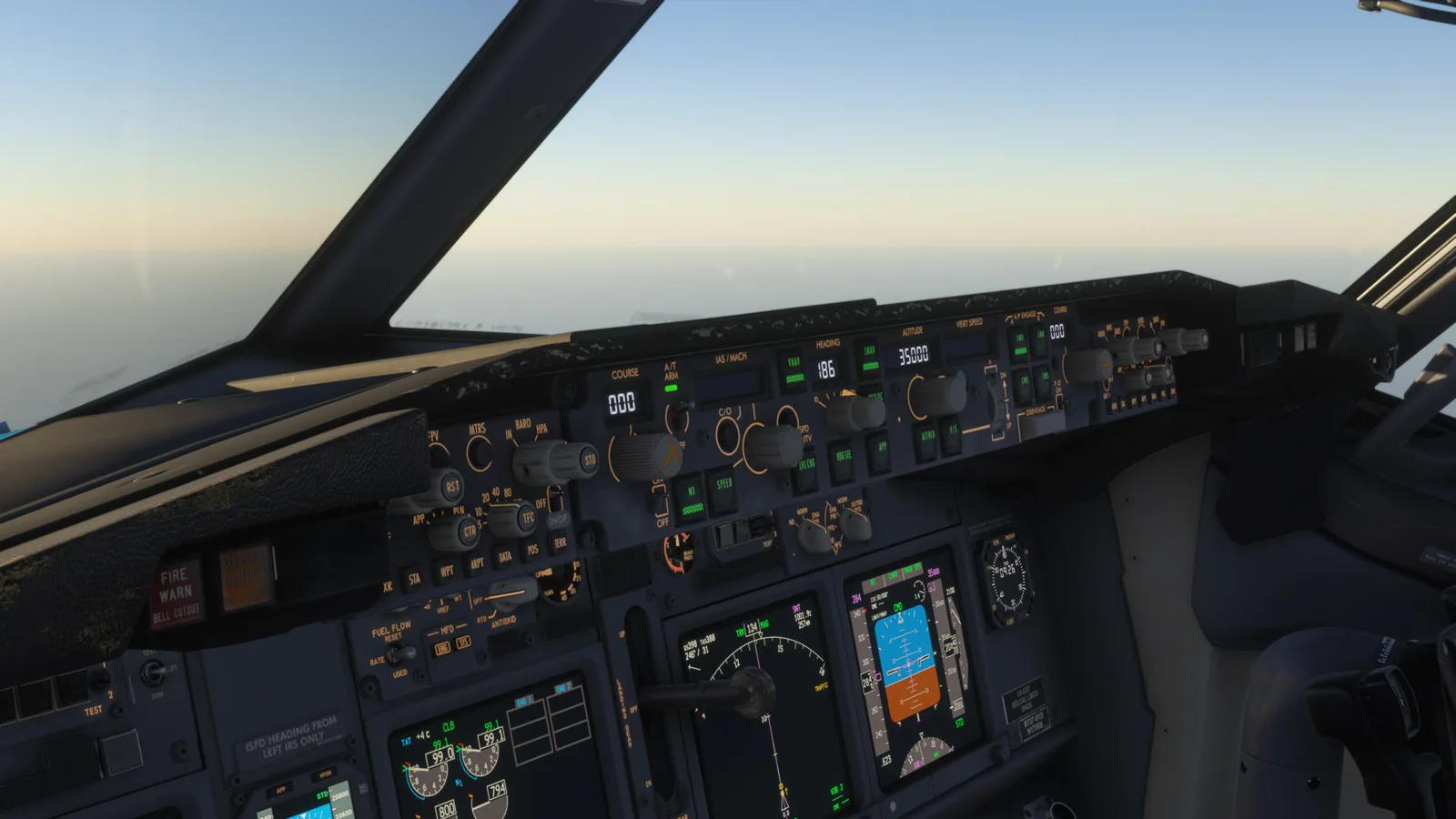 Boeing 737-800 Aerolíneas Argentinas (LV-CXT) — Gallery 4