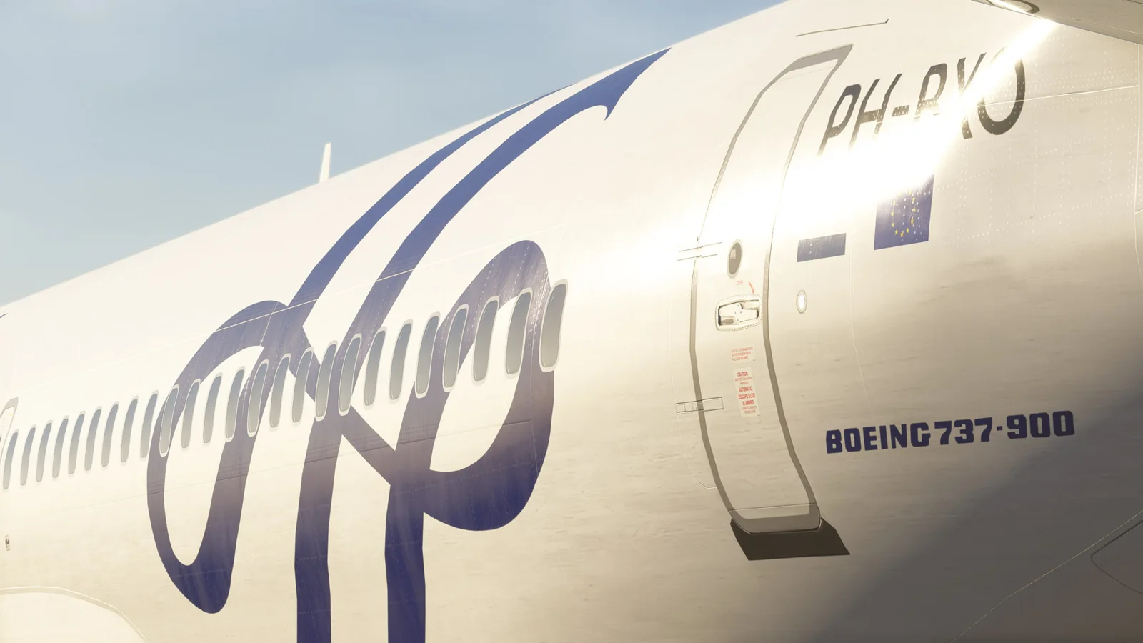 Boeing 737-900 KLM (PH-BXO) — Gallery 9